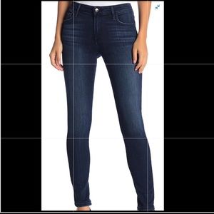 Joes curvy skinny mid rise jeans